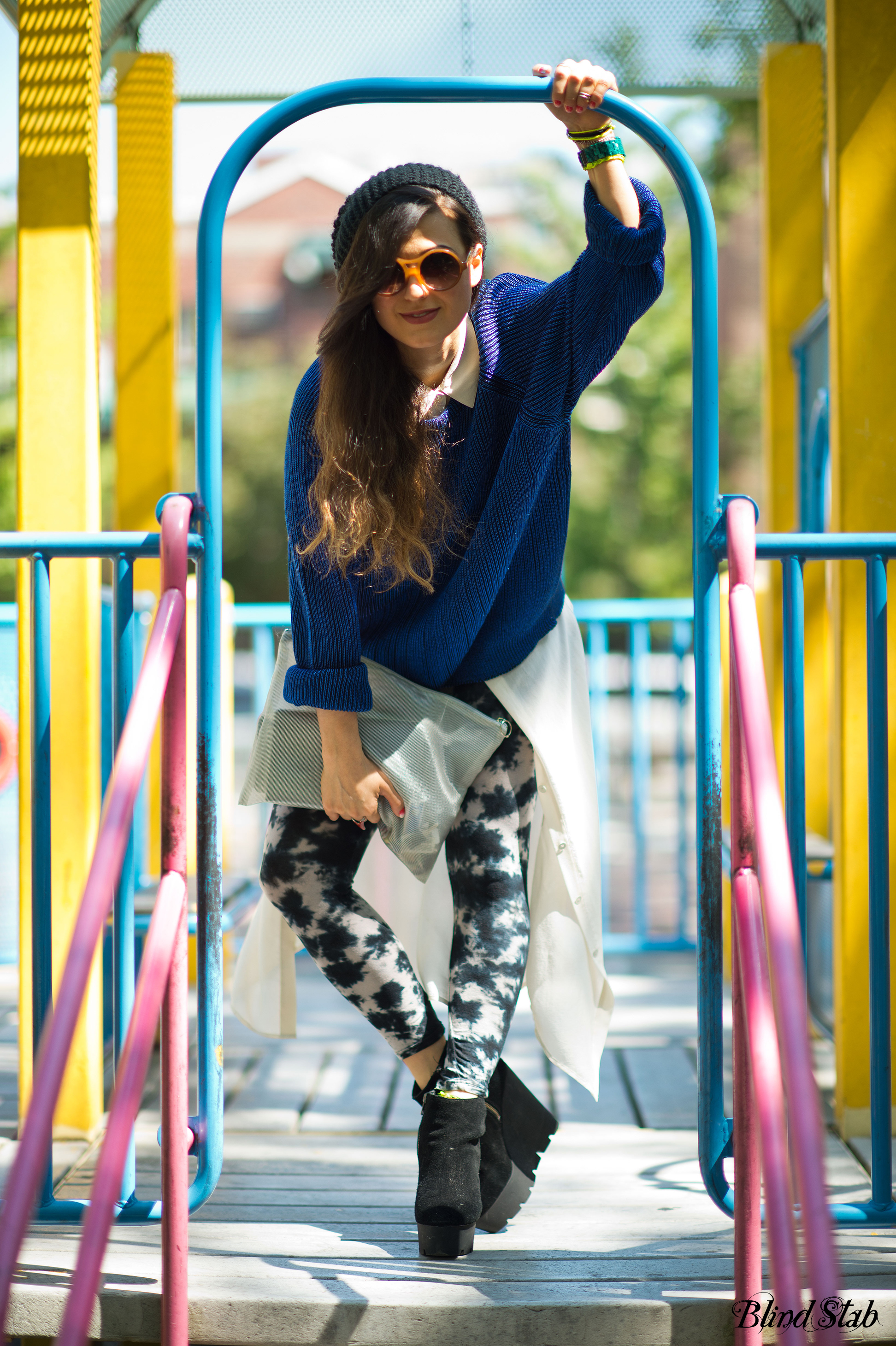 Streetstyle-Blue-Sweater-Fishtail-Skirt