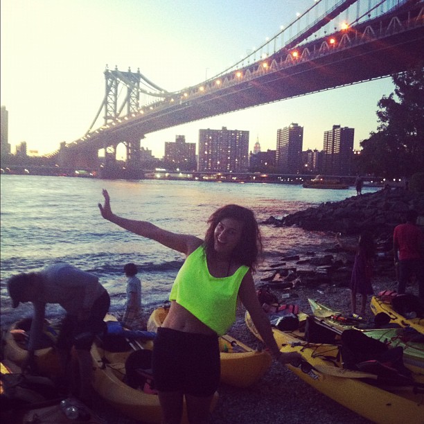 Instagram-Kayak-New-York-Night