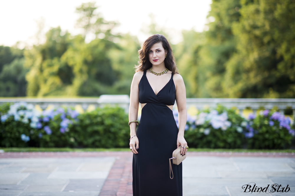 Blogger-Maxi-Dress-Hair-Curvy-Woman