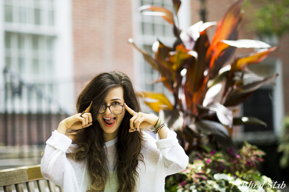 Neon-Lipstick-Blogger-Glasses-Hair