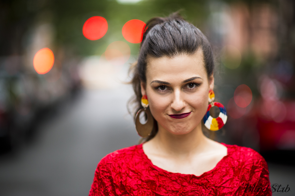 Red-Dress-Blogger-Streetstyle-Ideal-Curvy-Woman