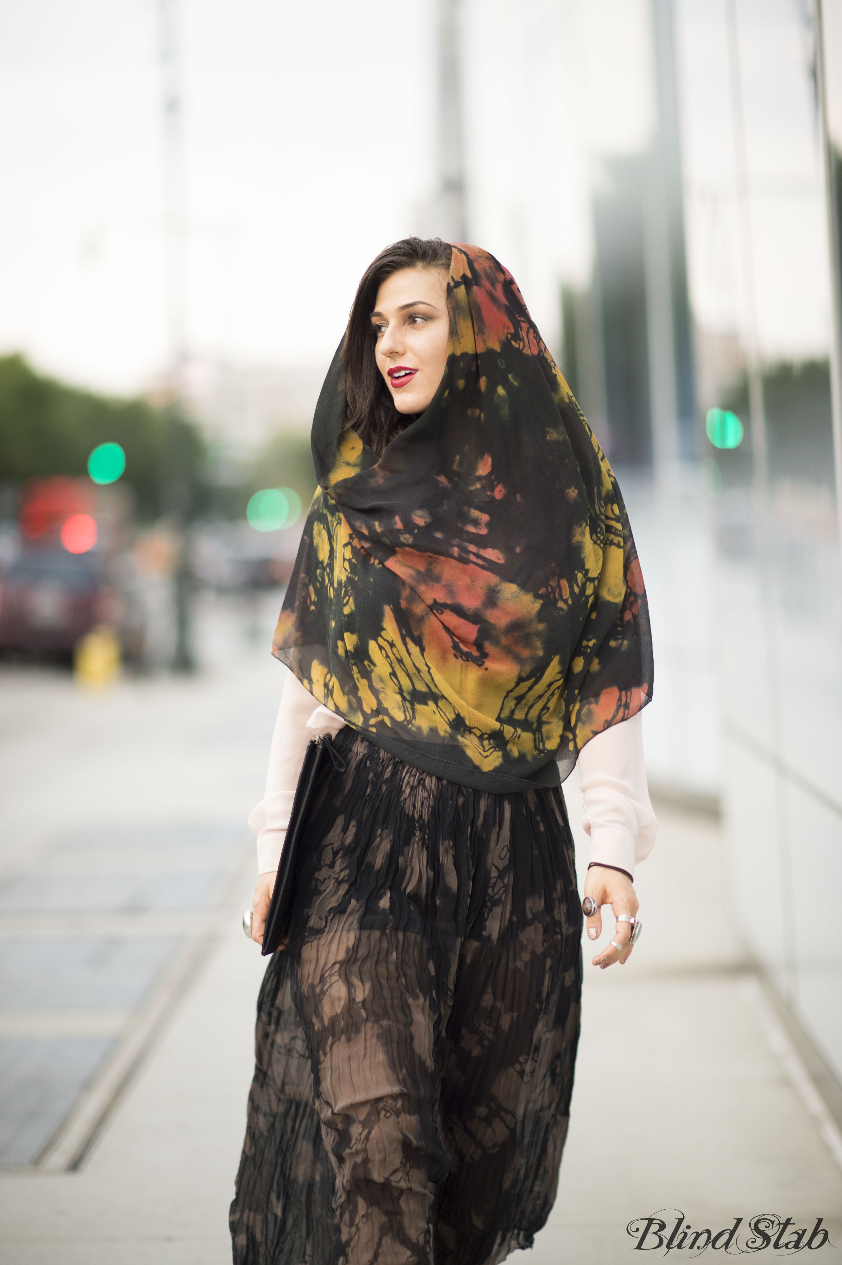 Tie-Dye-Street-Style-Headscarf