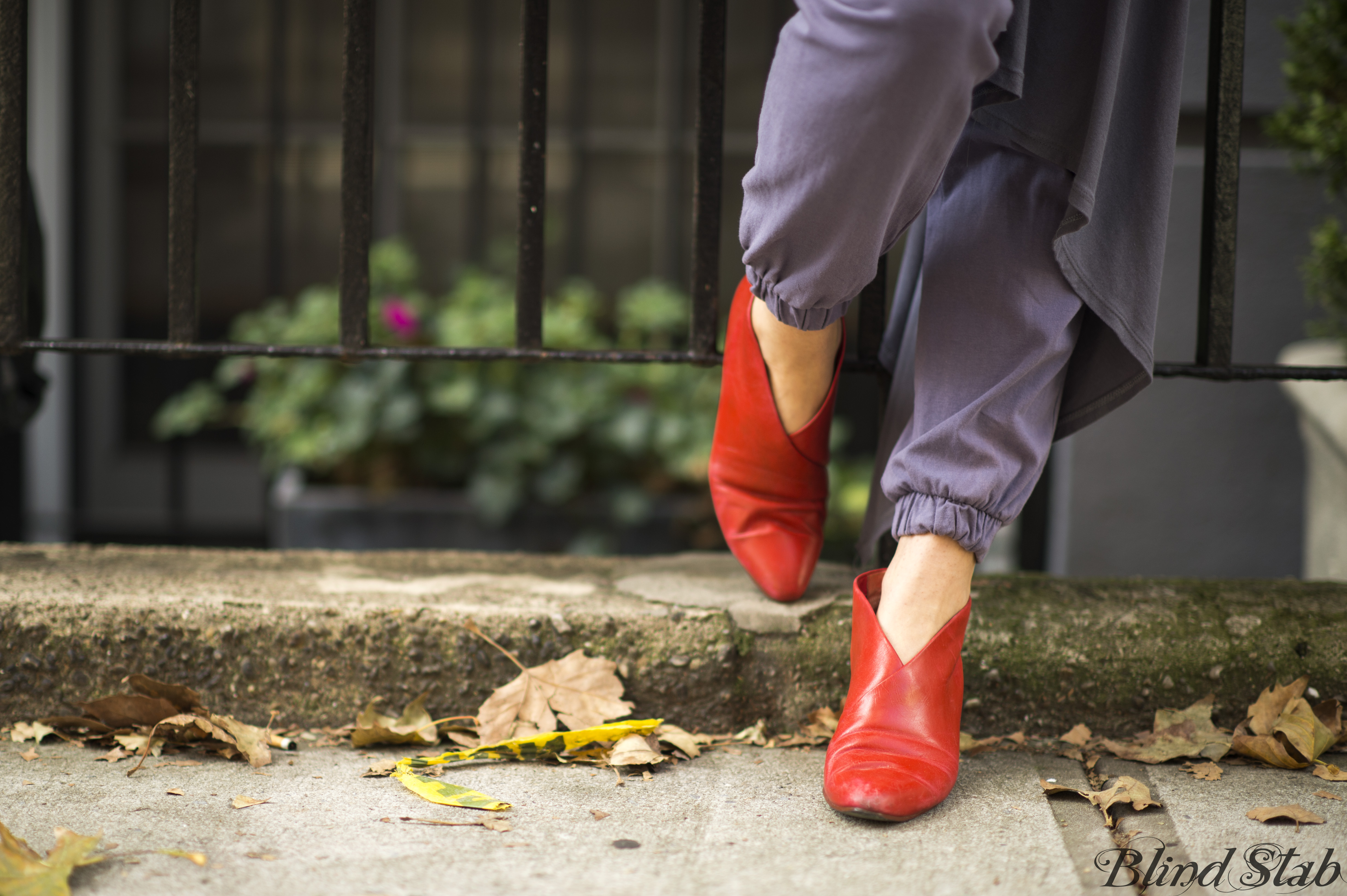 Red-Ankle-Boots-Long-Hair