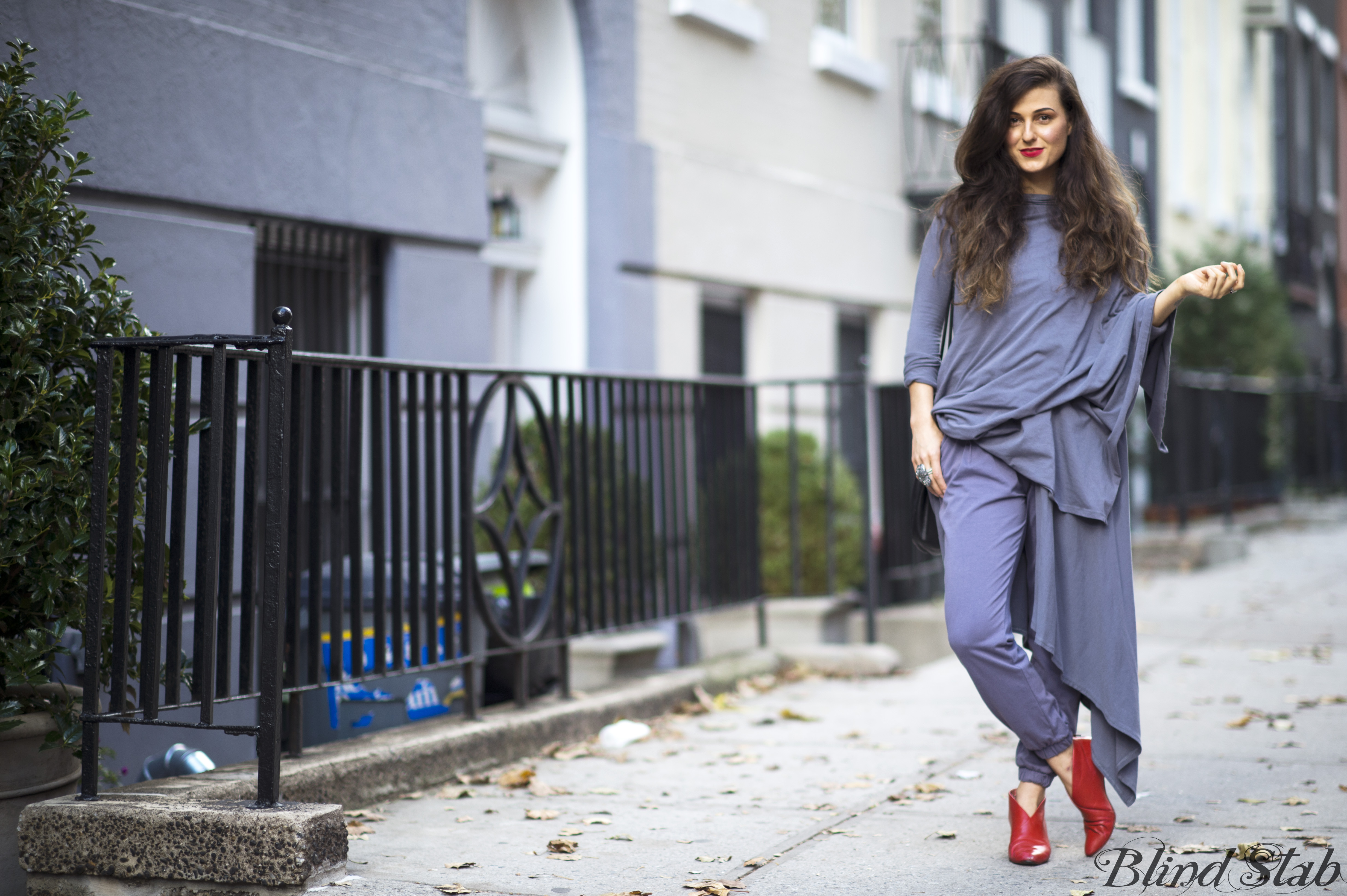 Red-Ankle-Boots-Long-Hair