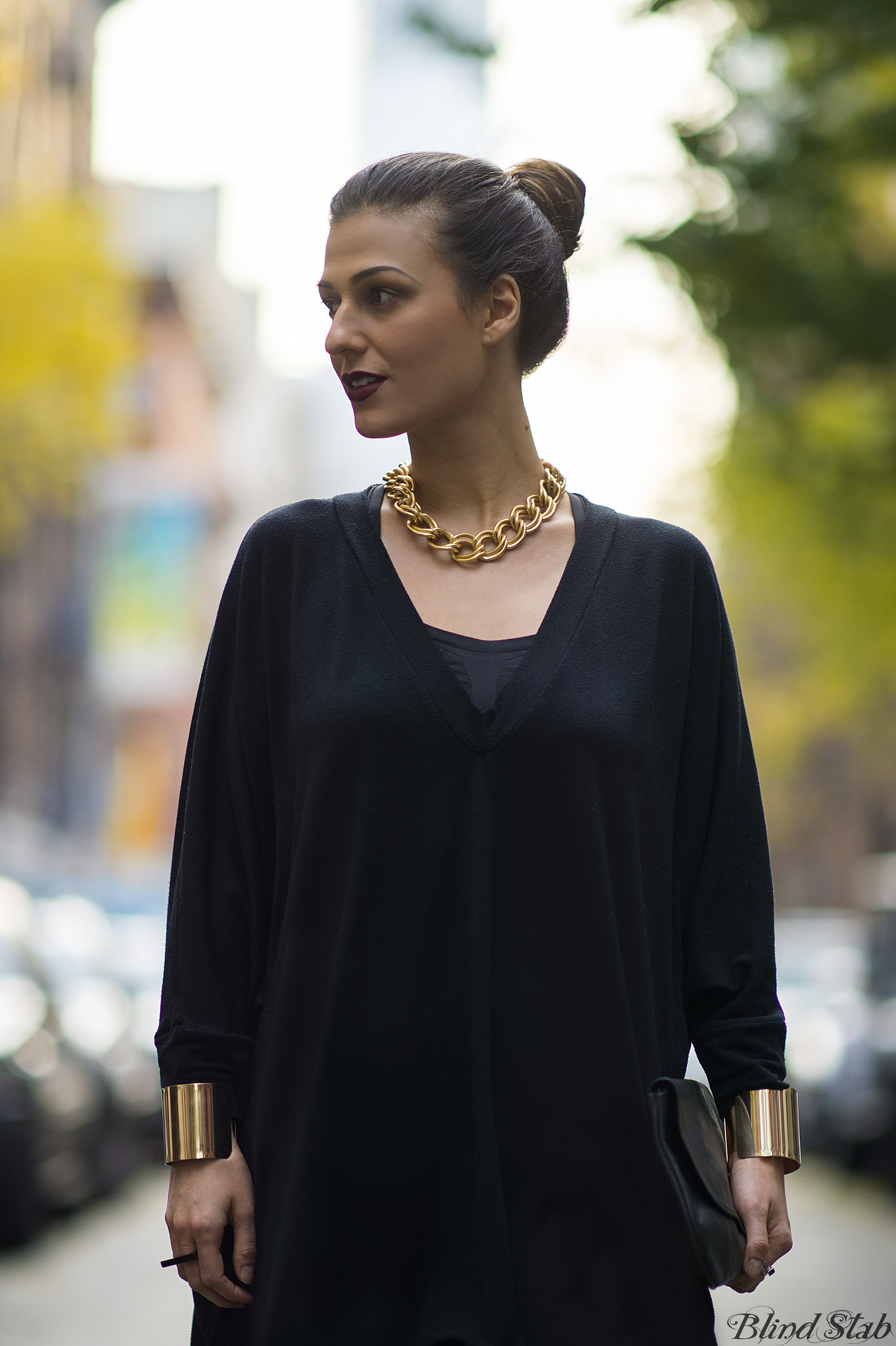 Bun-Long-Hair-Updo-Gold-Necklace