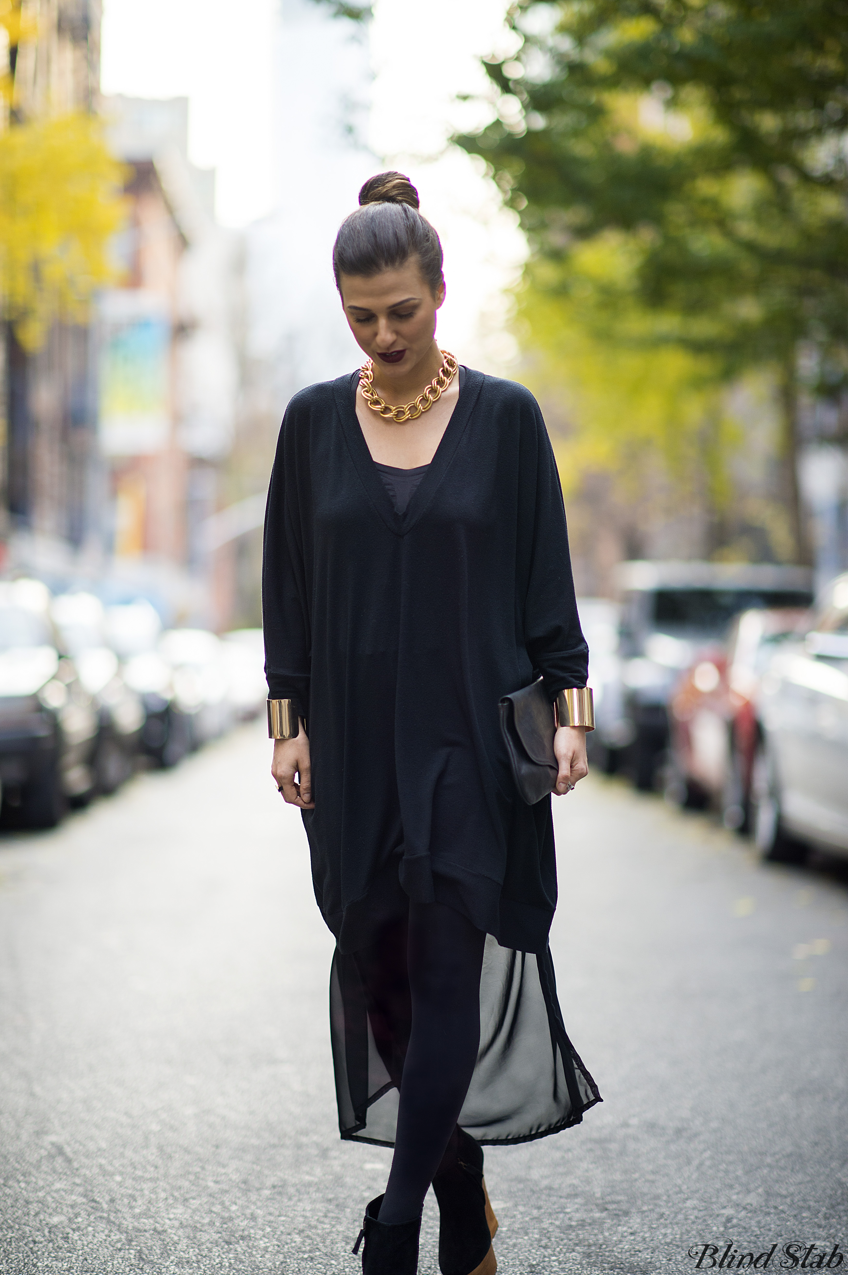 Bun-Wood-Platforms-Wedges-Gold-Necklace