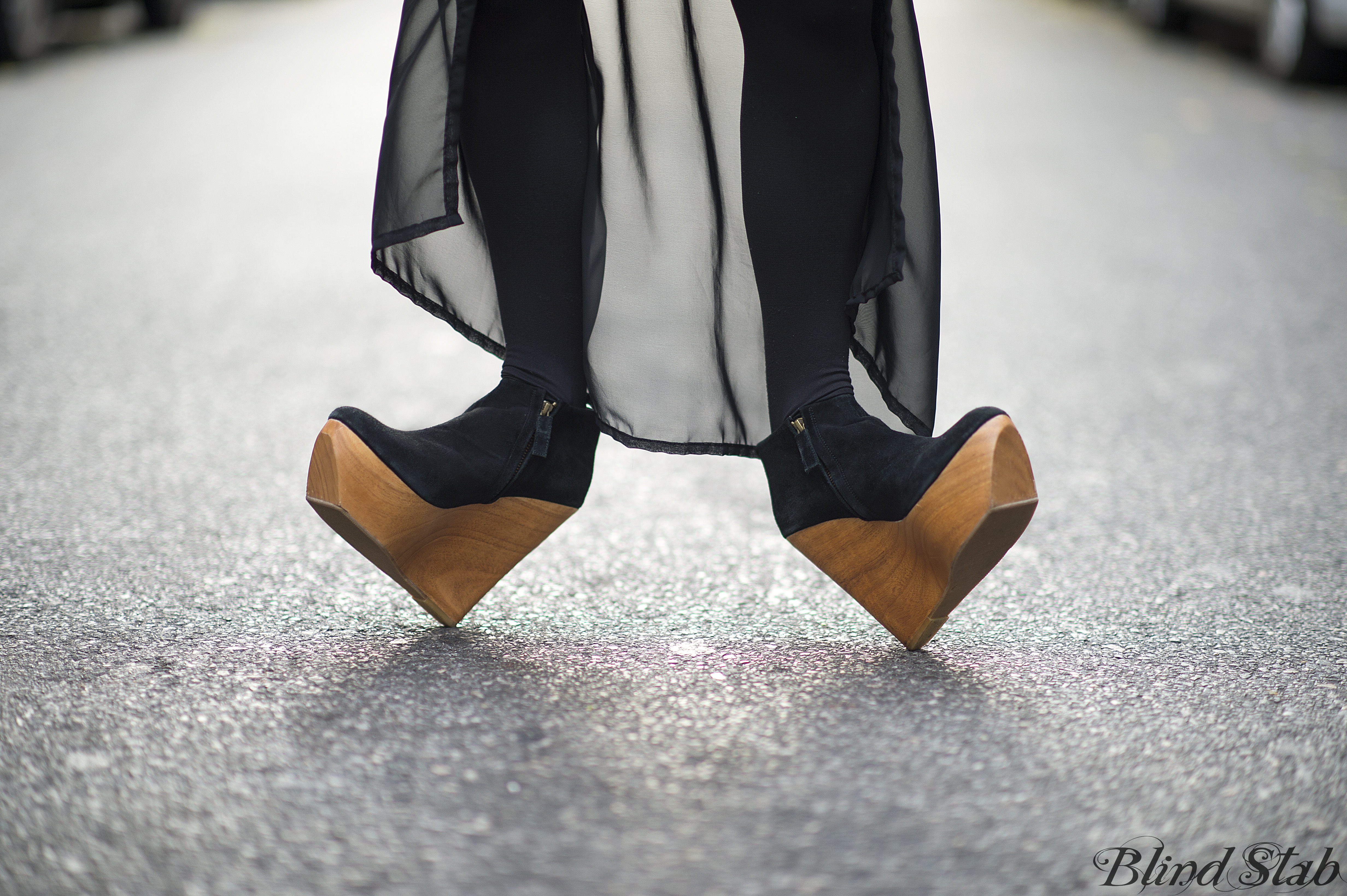 Bun-Wood-Platforms-Wedges-Necklace