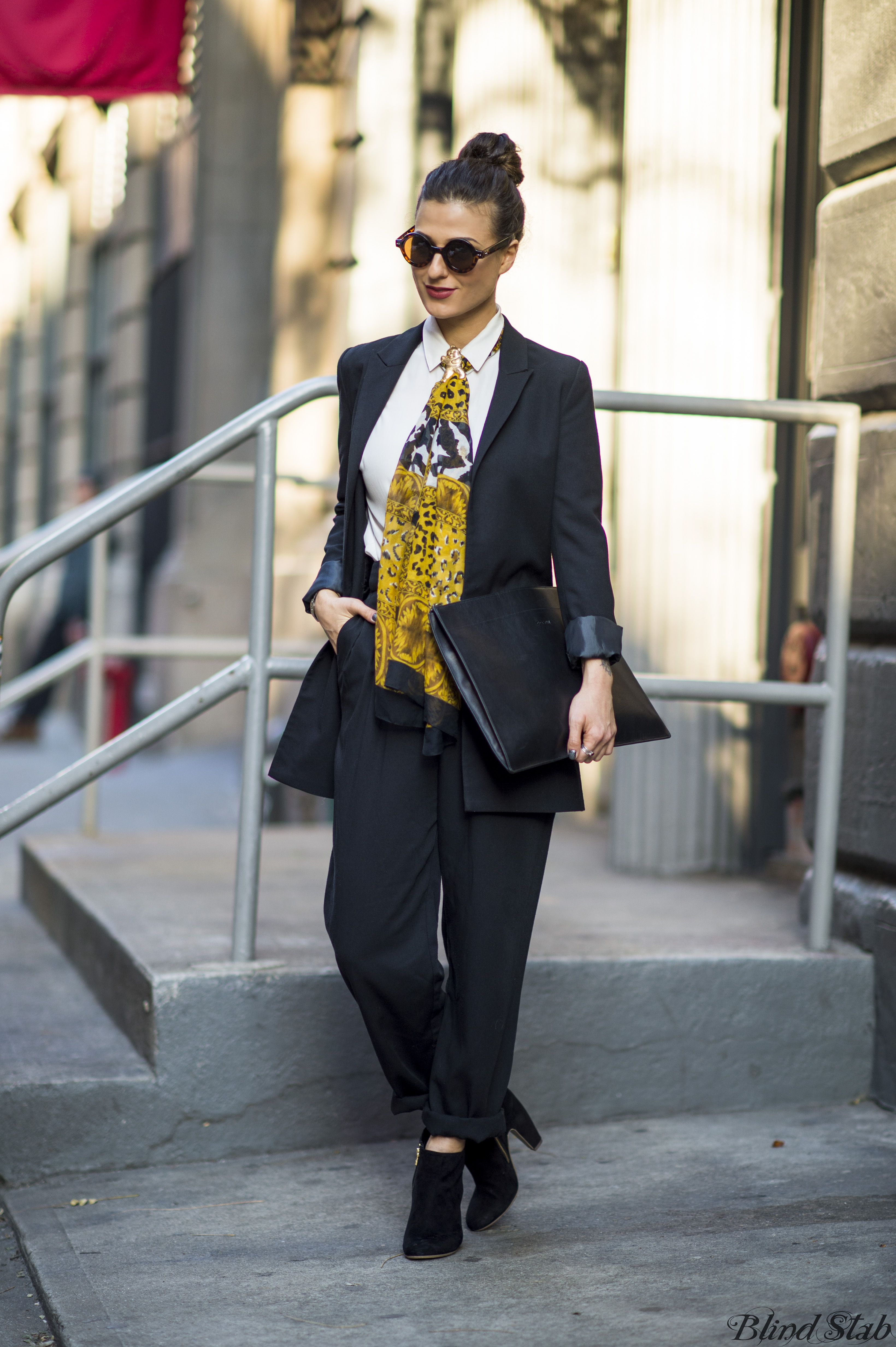 Long-Hair-Updo-Large-Clutch