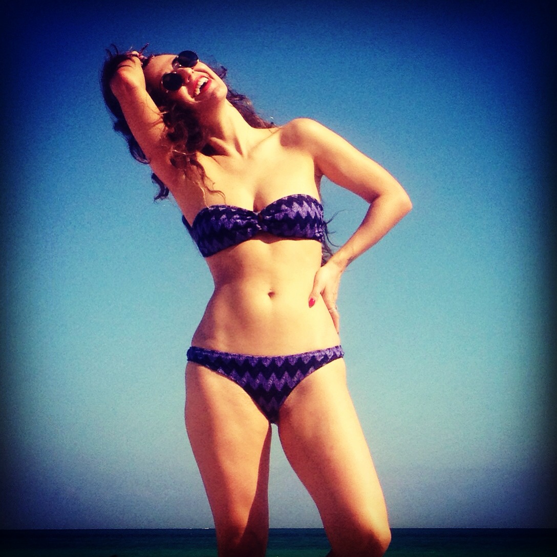 Blind Stab Dana Suchow Miami Instagram Bikini Fit Curvy Woman Girl Women