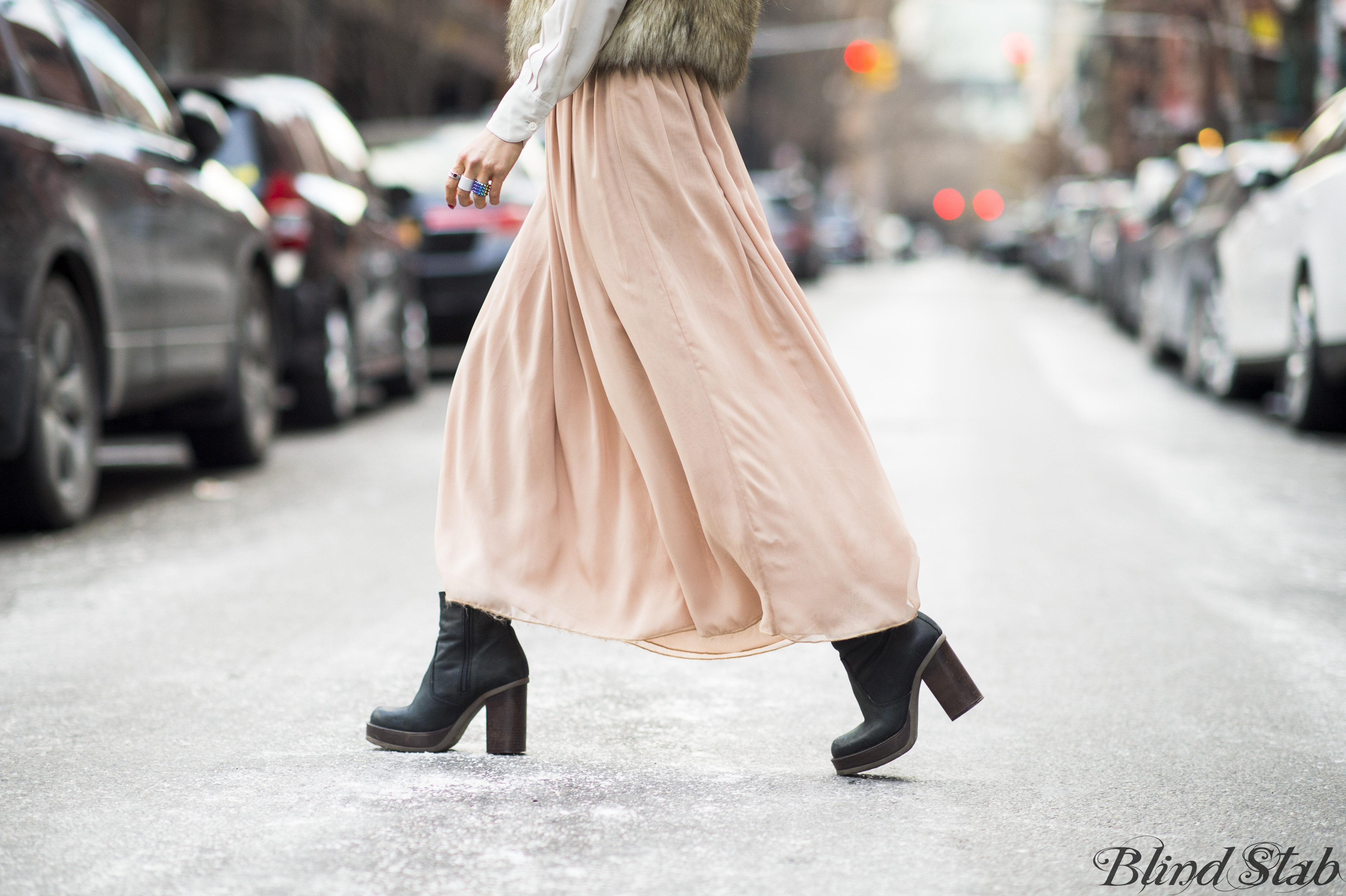 New-York-Street-Style-Faux-Fur-Vest-Maxi-Skirt