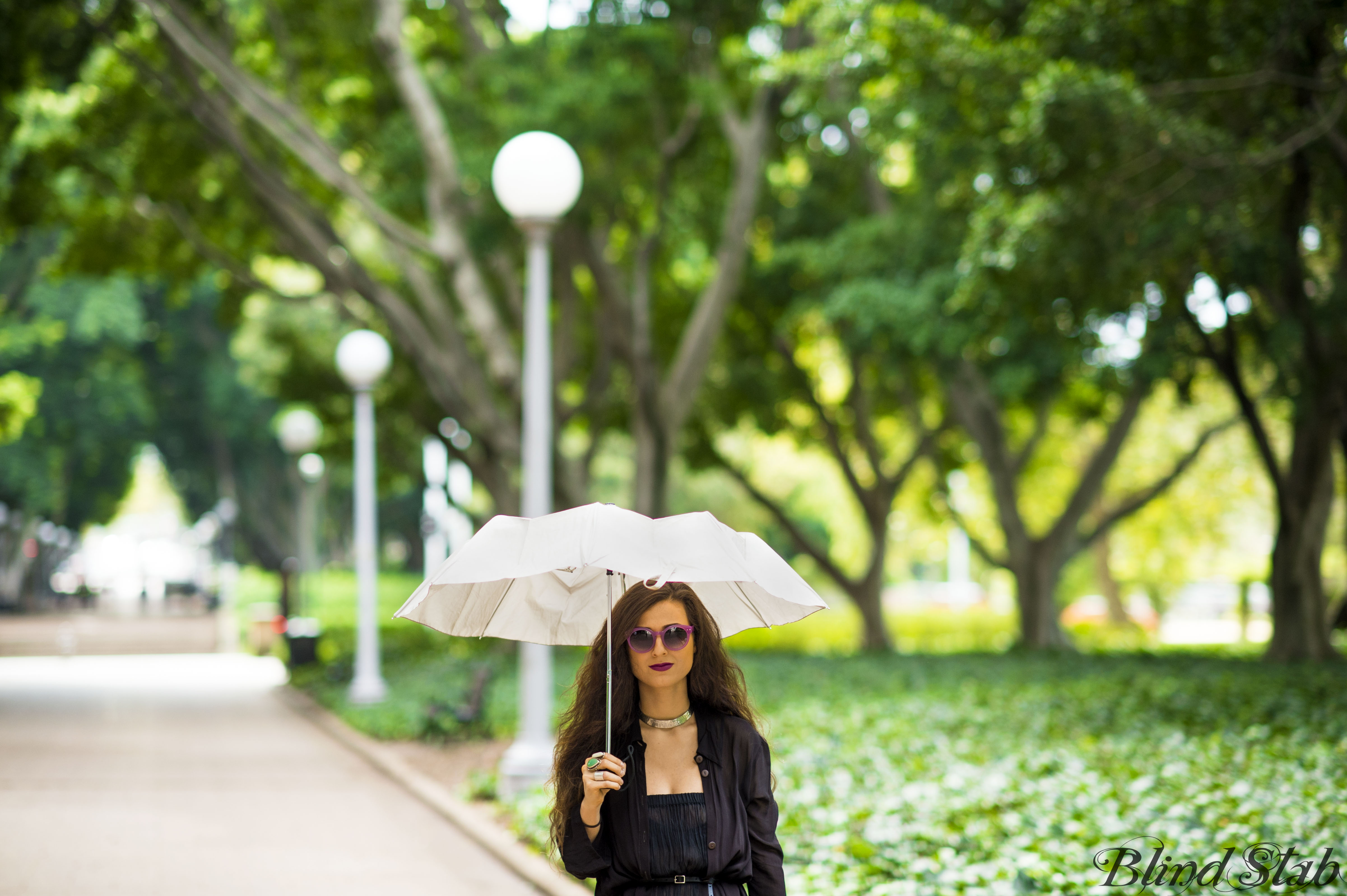 Girl-Umbrella-Streetstyle-Goth-Black-Dress-Long-Hair