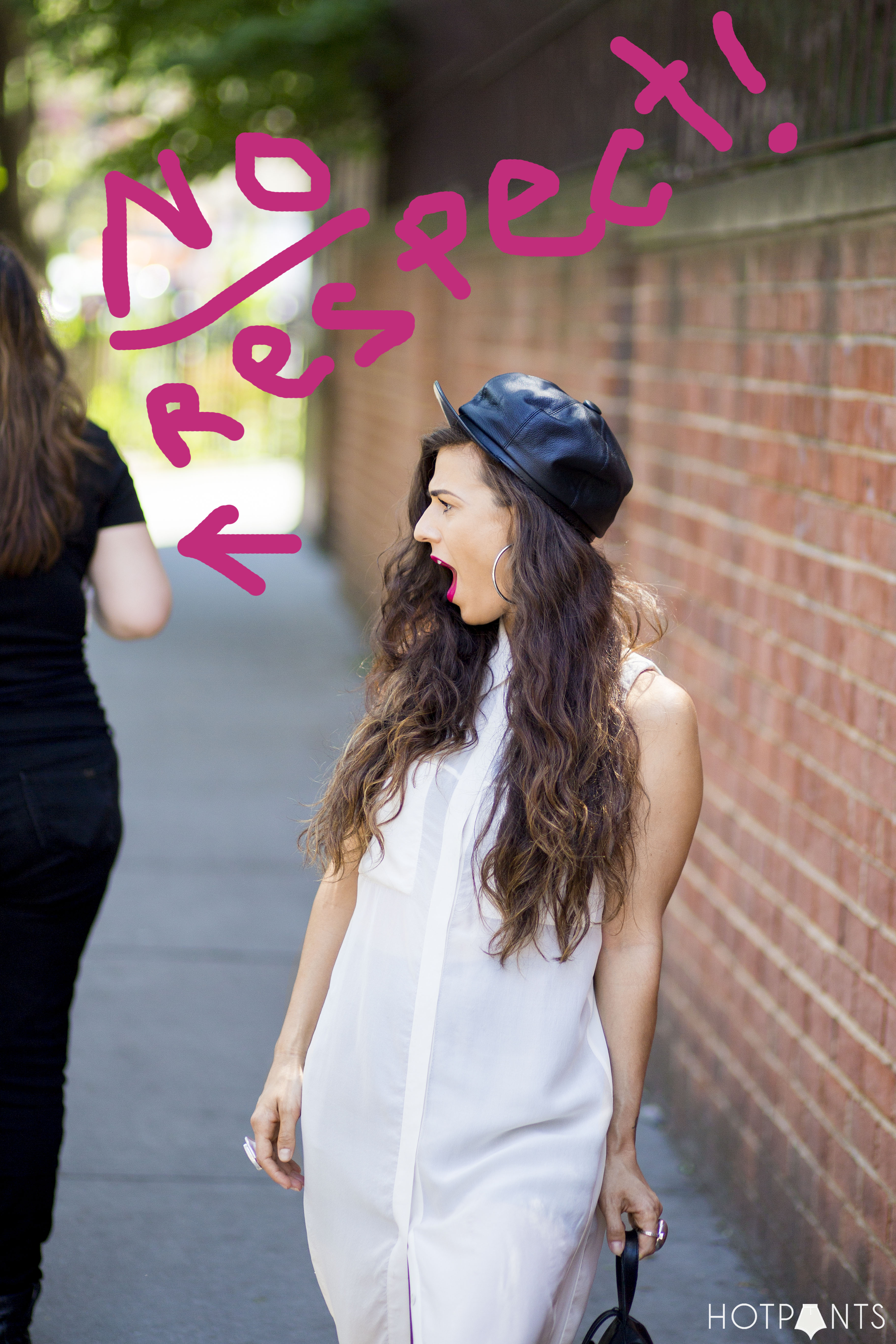 NYC Streetstyle Funny Blogger Leather Leather Backpack Pink Lipstick