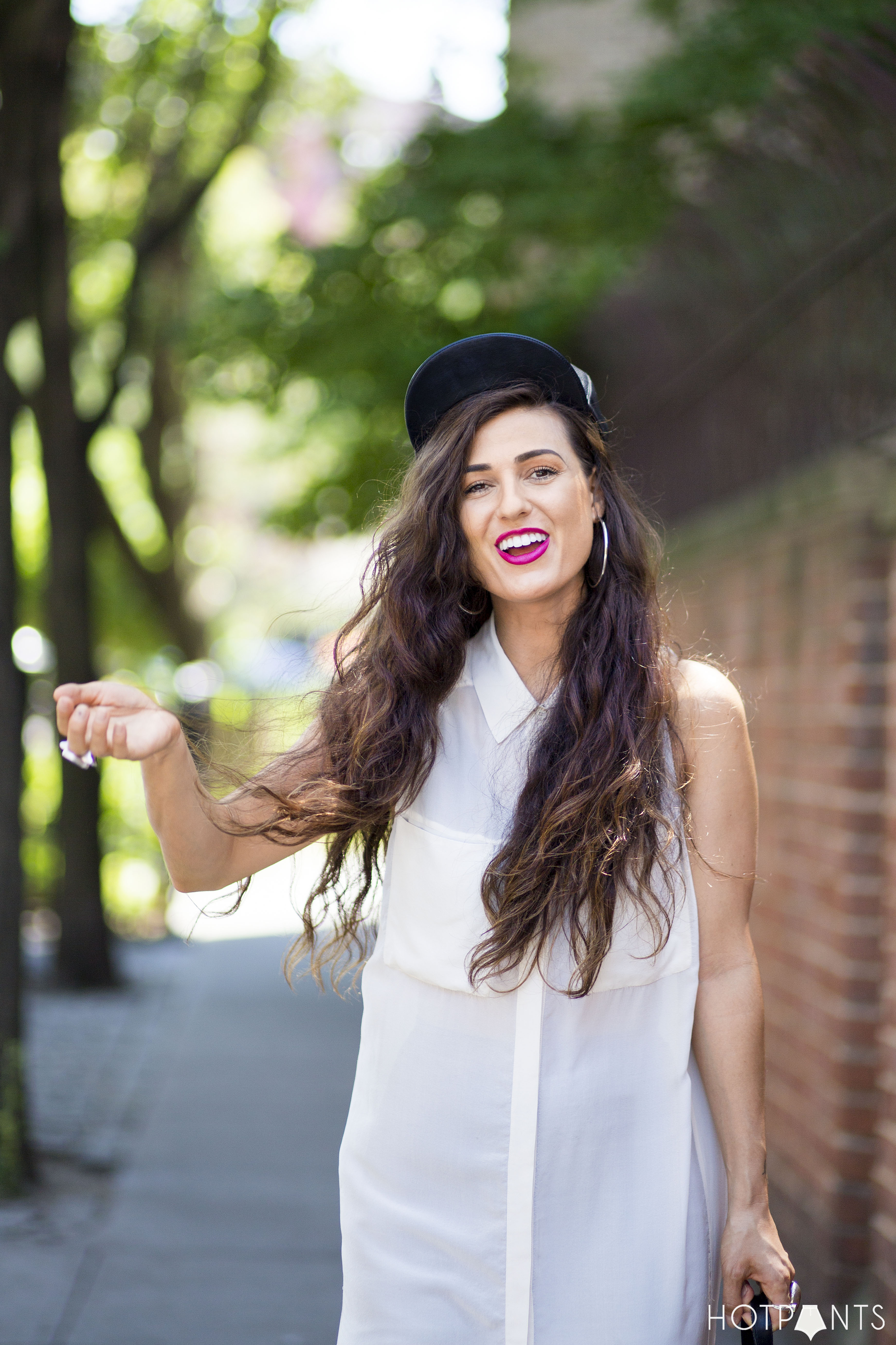 NYC Streetstyle Funny Blogger Leather Leather Backpack Pink Lipstick