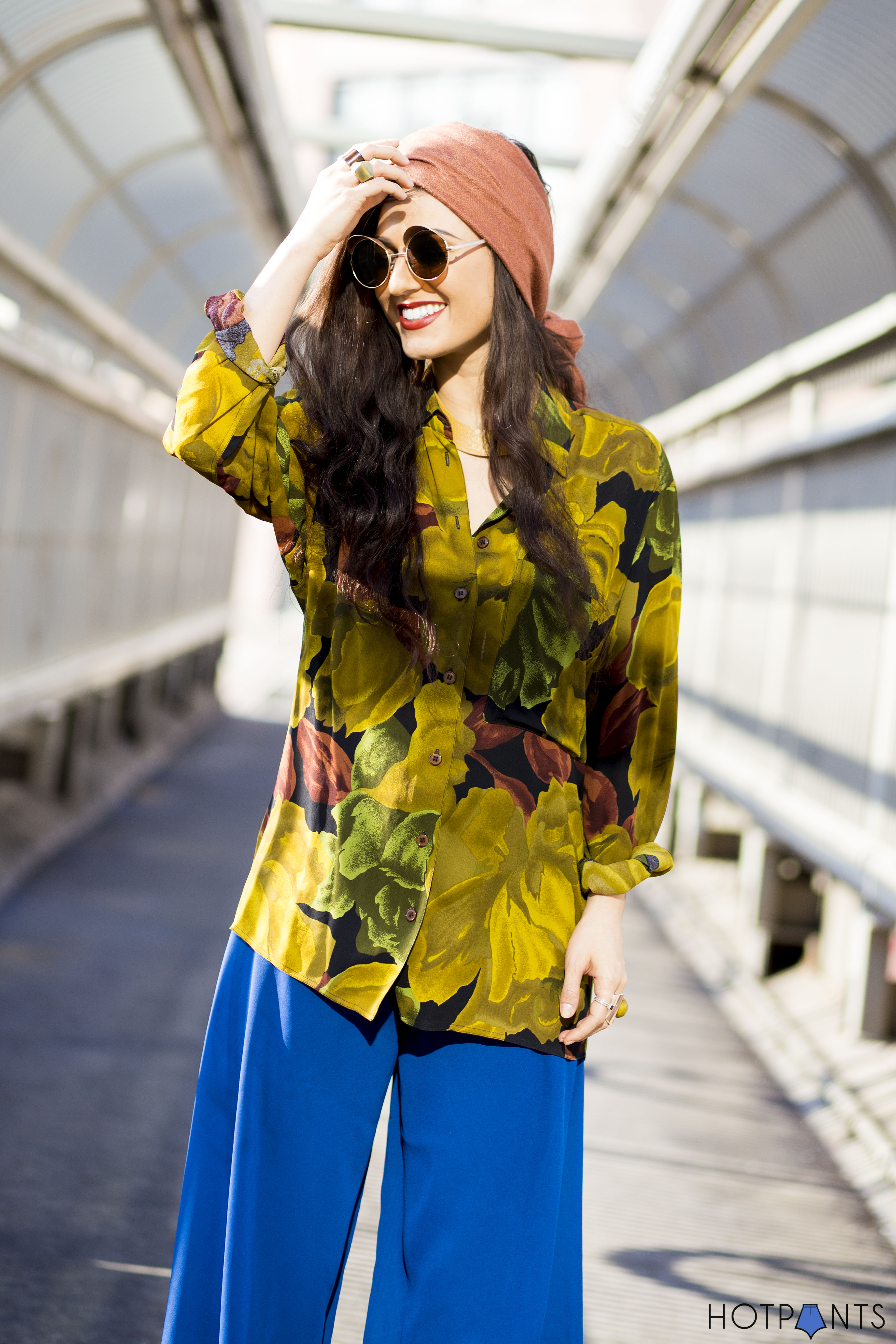 Funny NYC New York Girl Blogger Street Style Colorful Outfit