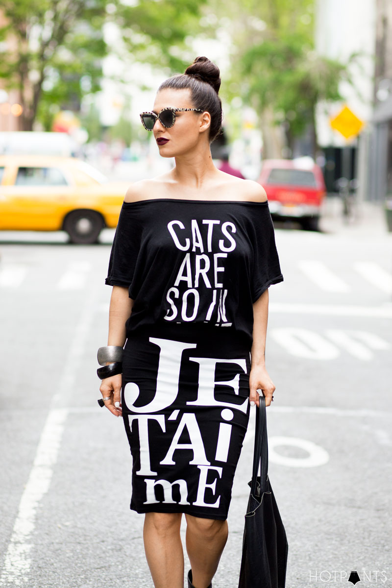 Curvy Healthy Woman Cat Eye Sunglasses New York City NYC Streetstyle