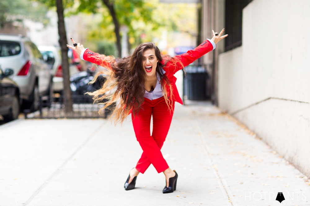 Do The Hotpants Dana Suchow Red Suit Womens Pantsuit Blazer Work Outfit Fashion 1