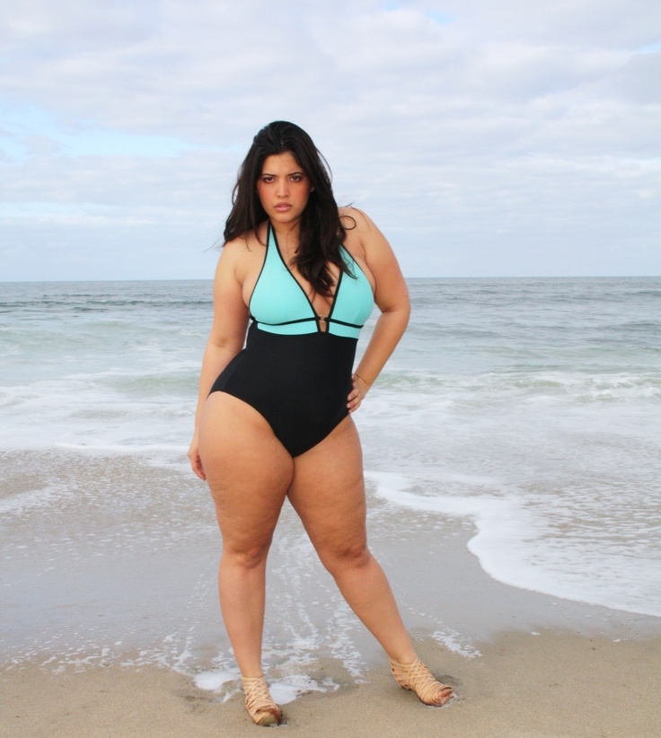 Denise Bidot Curvy Fat Woman Bikini Model Cellulite Photoshop Photoshopped Skin Smooth