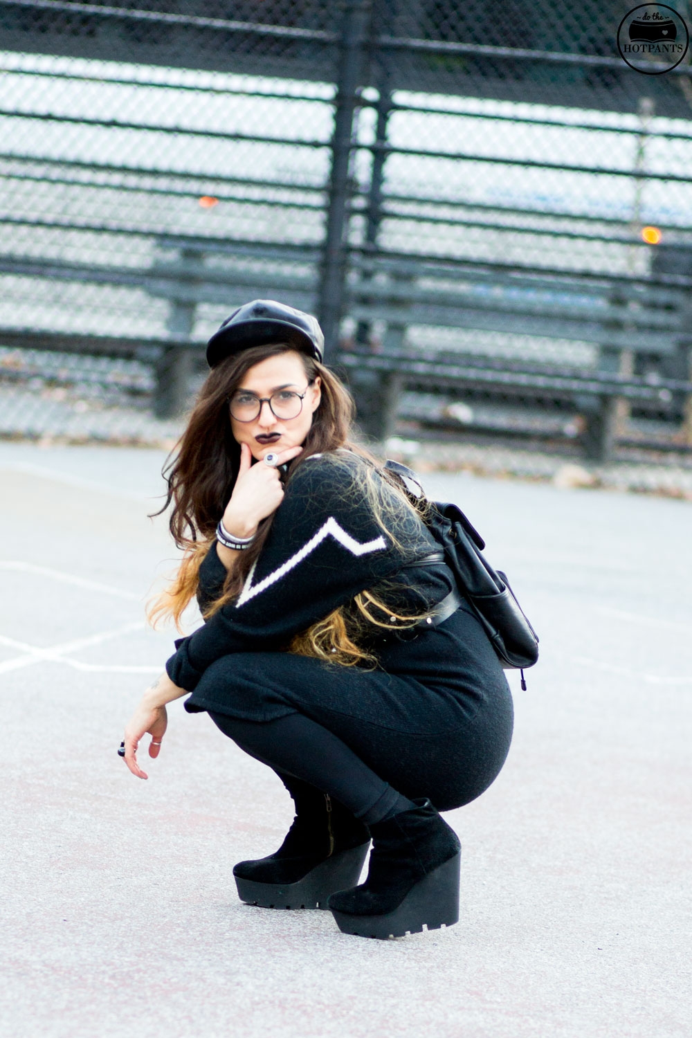 Long Hair Blogger Curvy Woman Ombre Hair New York Winter Goth Fashion