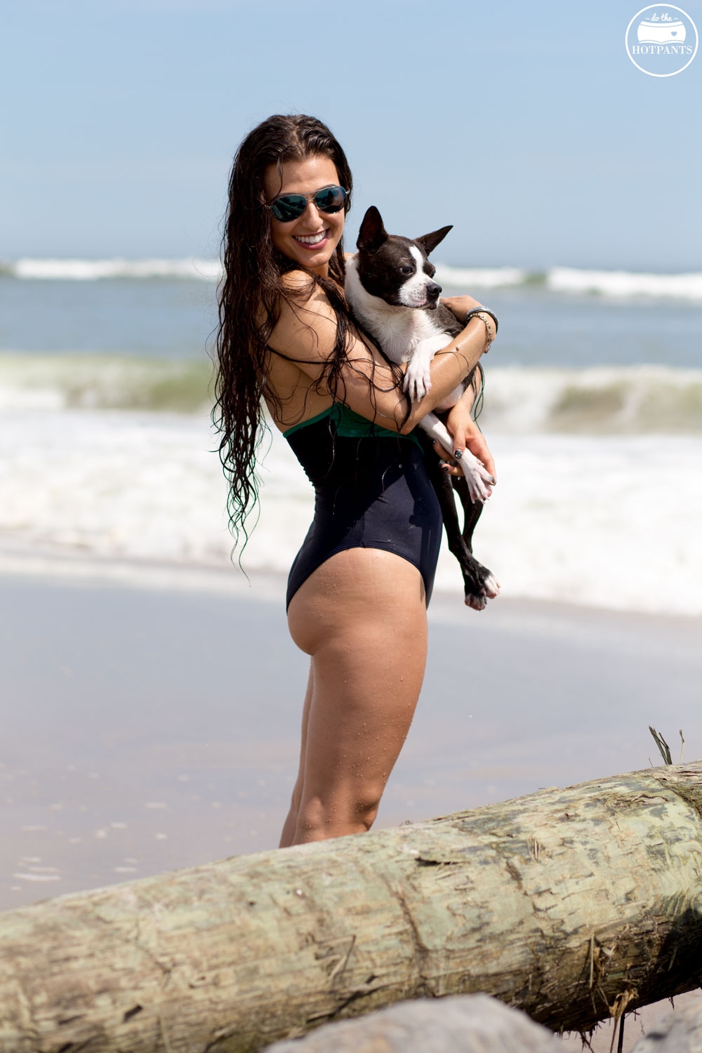 Do The Hotpants Dana Suchow Bikini Bathing Suit Beach Curvy Boston Terrier Girl Long Hair Blogger