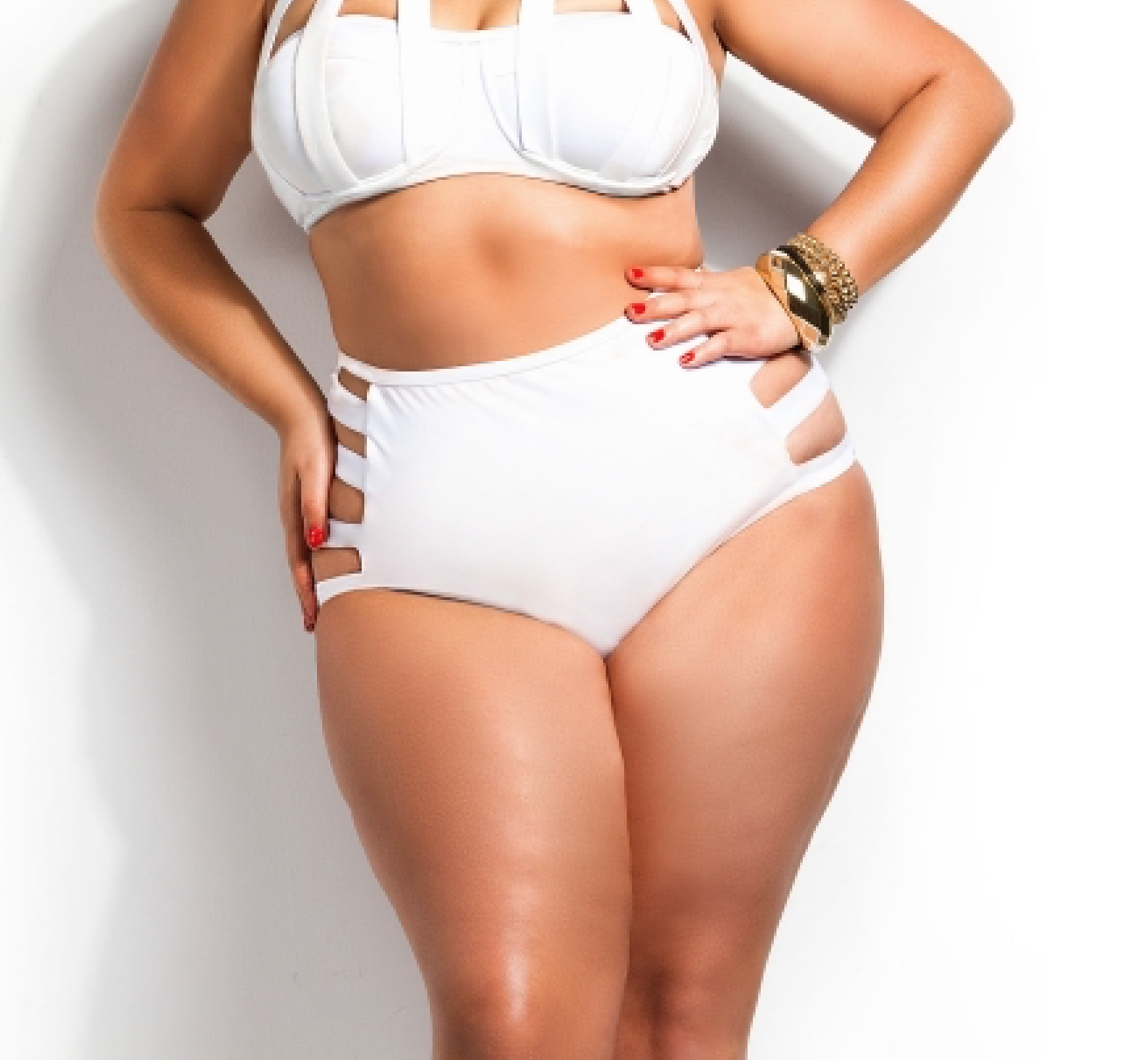 Curvy Fat Woman Bikini Model Cellulite Photoshop Photoshopped Skin Smooth