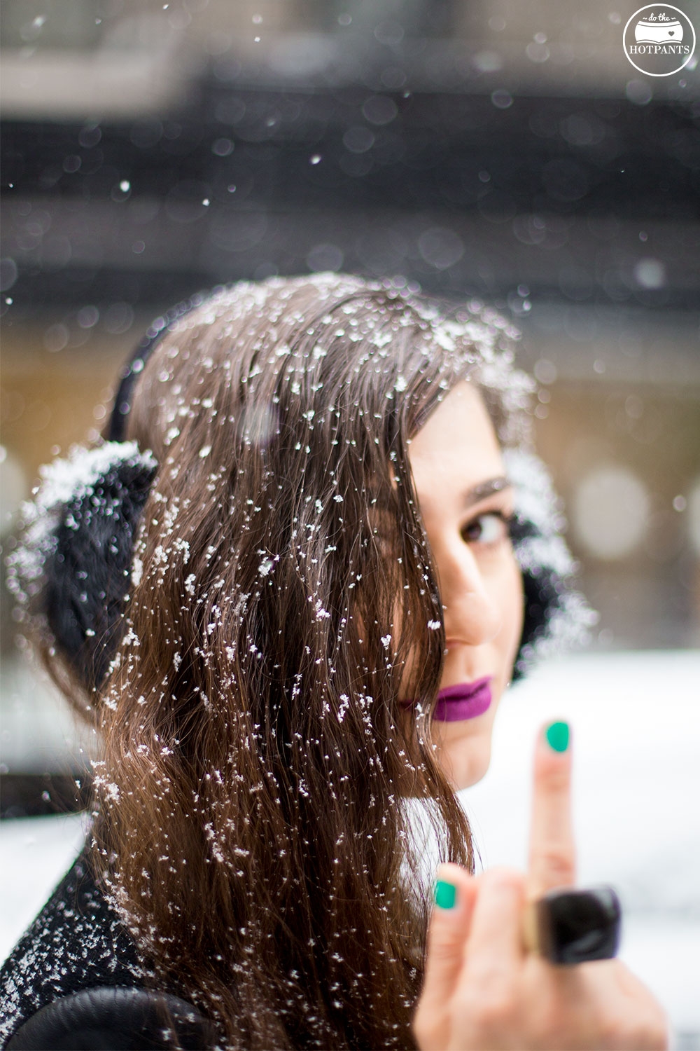 Manhattan Girl Covered In Snow Purple Lipstick Turquoise Green Blue Maxi Skirt Leather Sleeve Jacket