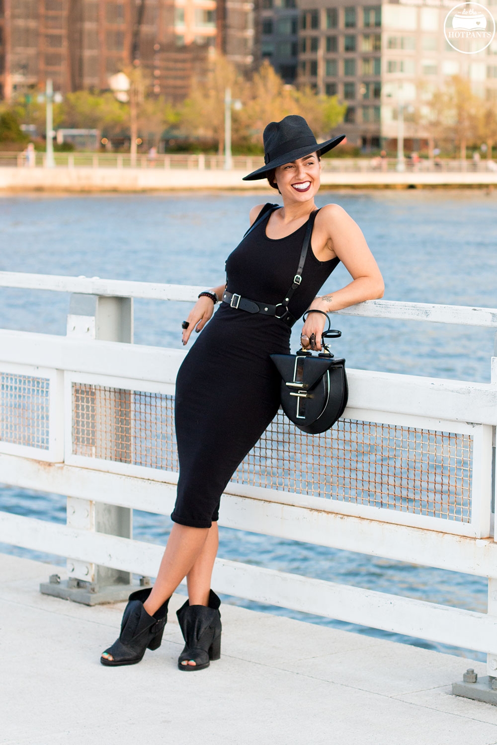 BEAT THE HEAT - Curvy Girl Chic