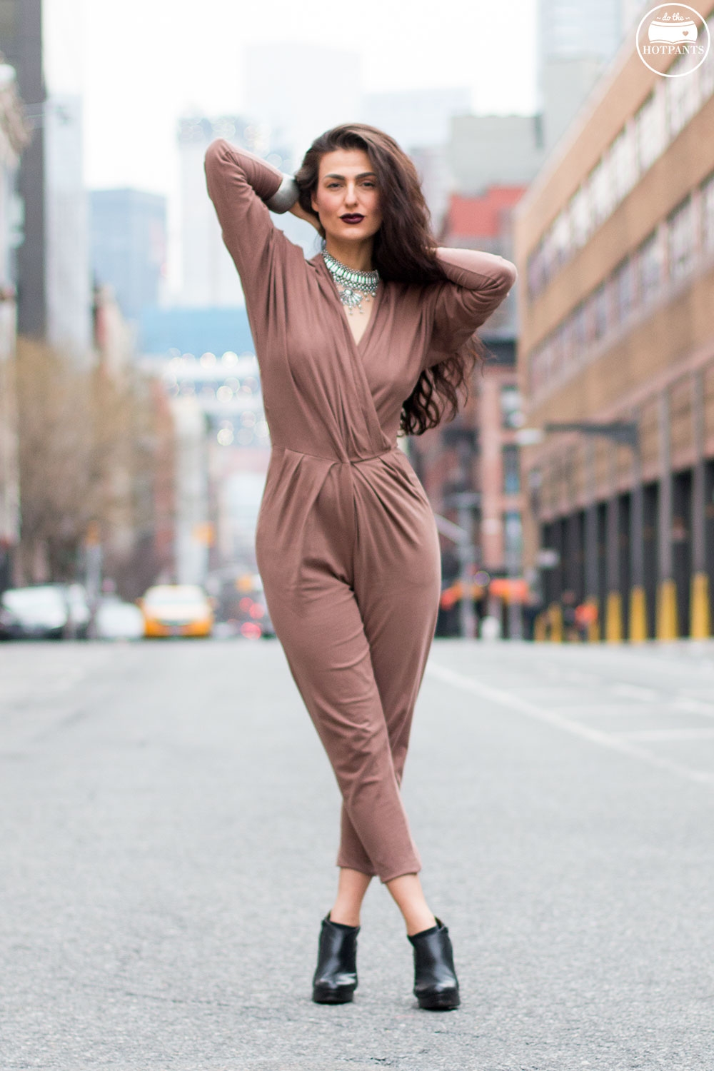 Do The Hotpants Dana Suchow Curvy Woman Jumpsuit Nude Outfit Winter Fashion  Long Wavy Hair Dark Lipstick IMG_7117 - Do The Hotpants