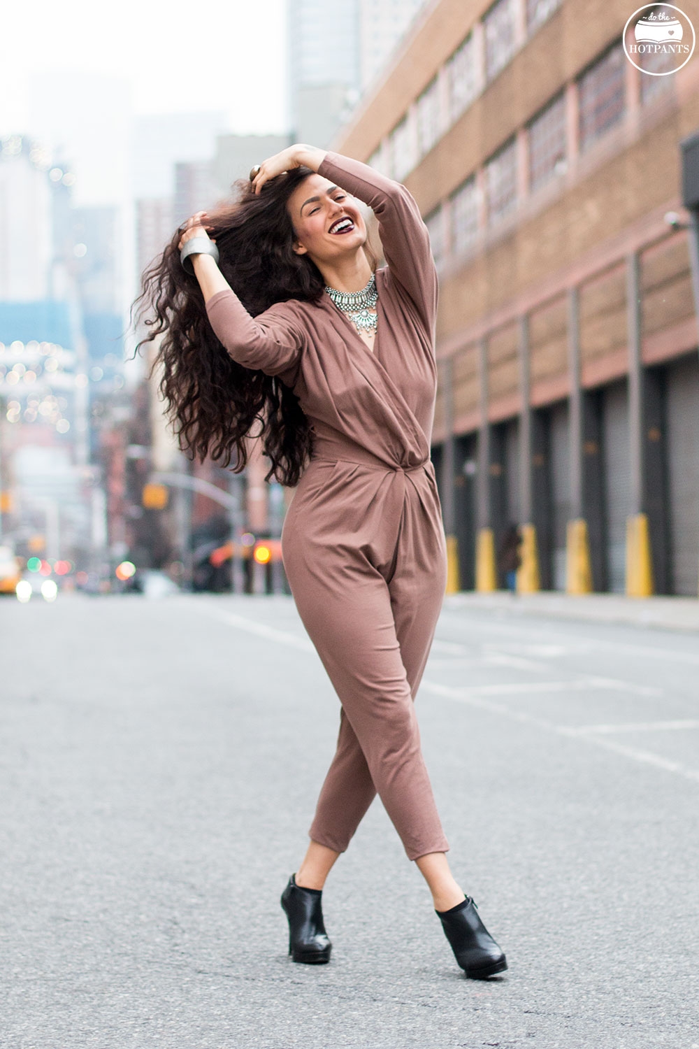 Do The Hotpants Dana Suchow Curvy Woman Jumpsuit Nude Outfit Winter Fashion  Long Wavy Hair Dark Lipstick IMG_7327 - Do The Hotpants