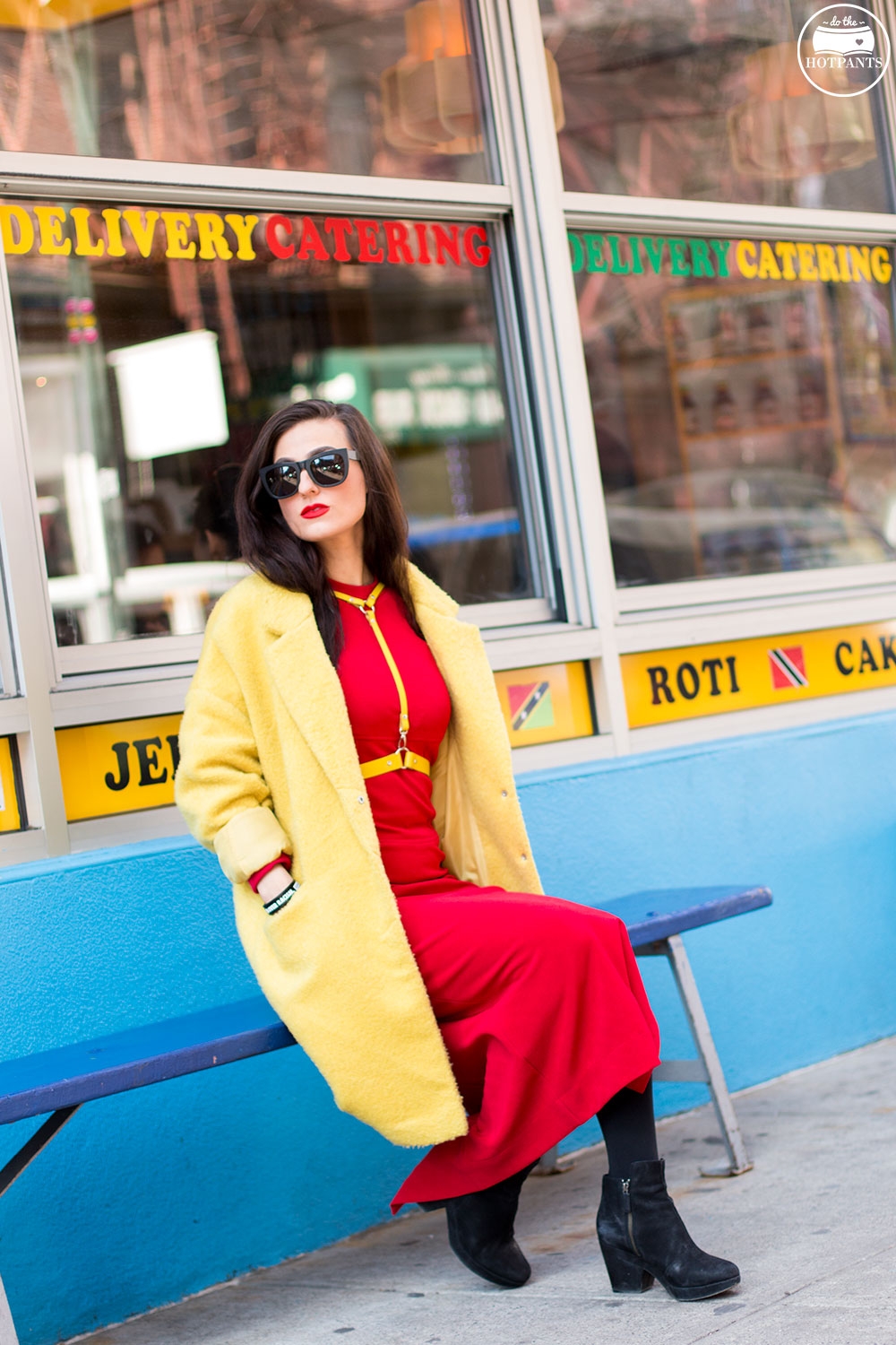 Do The Hotpants Dana Suchow Yellow Jaket Zana Bayne Harness Red Dress Bright Colored Outfit New York City Streetstyle IMG_7690