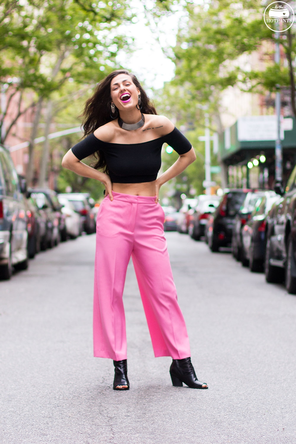 Hot pink crop store pants